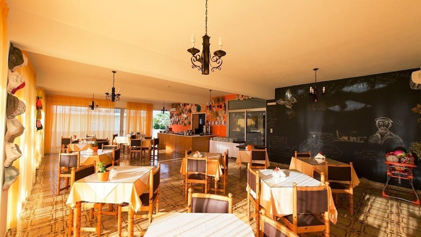 Laura Hotel